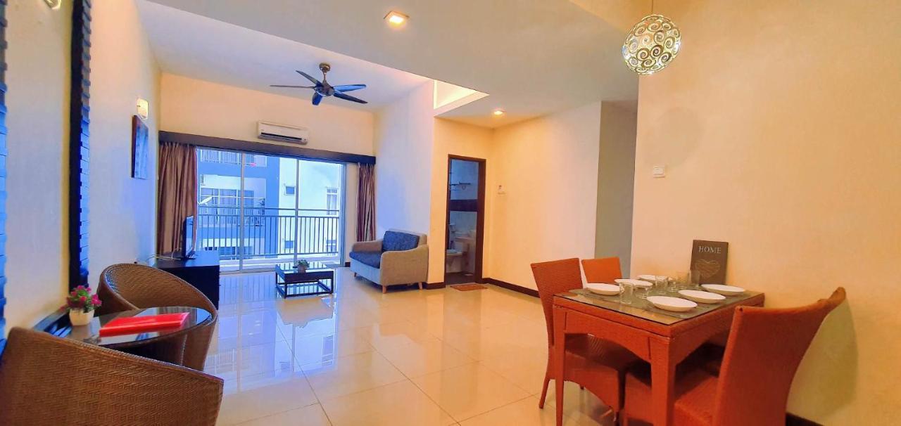 Malacca Top Largest Waterpark Resort - By YouBNB Homestay Melaka Exterior foto